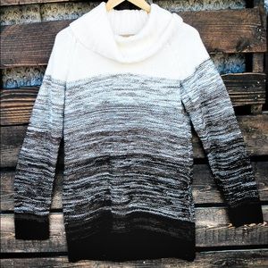Carolyn Taylor Cowl Neck Sweater Oversized (I5)